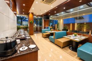 The Altruist Andheri Hotel