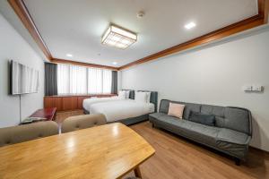 Koreana Hotel
