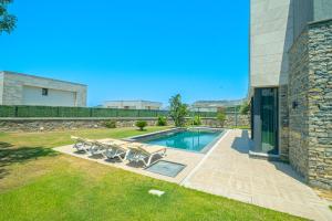 Villa Brakte with Private Pool