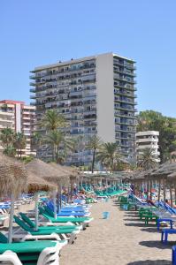 One-Bedroom Apartment with Side Sea View room in Apartamentos Mediterraneo