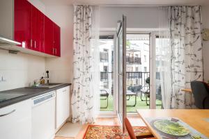 Wola Banderii Homely Apartment by BookingHost