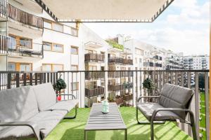 Wola Banderii Homely Apartment by BookingHost