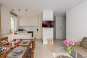 Lumina I 4-room Apart with Parking I Balcony & near ZOO