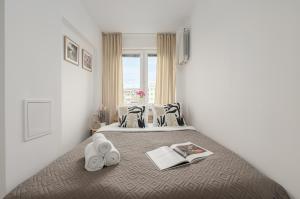 Lumina I 2BR Apart with Balcony I near Arkadia Mall