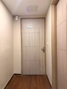 Seven Haven Premium Studio at ITC Omaxe