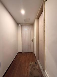 Seven Haven Premium Studio at ITC Omaxe