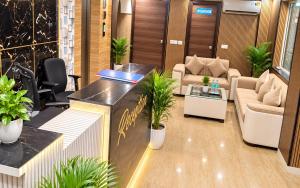Hotel Re- Conect Near Delhi Airport