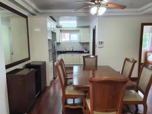 Lakeview suites condo
