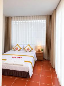 The Rice Hotel 195 De Tham