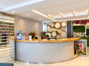 A&EM - The Petit Hotel