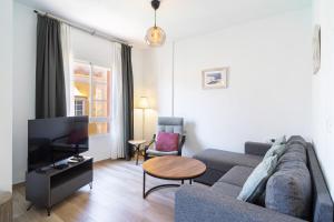 Toboso 1R Beach Living