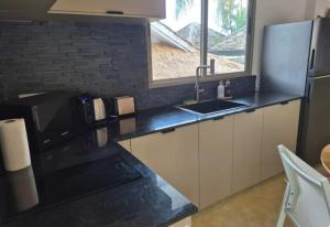 Manna Beach- 2 Bedrooms Beach access Villa