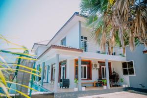 Your Cozy Coastal Escape in Dar es Salaam