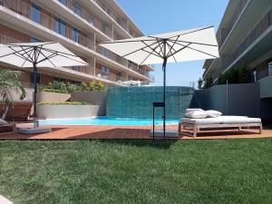 Horizon 407 - 2-Bedroom, Ocean View, Pool, garage