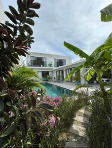 3BR Pool Villa in Rawai Phuket