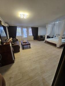 Complex Mamaia-Hystrya