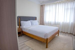 Modern 2BR Apt En-suite ,Kilimani ,Pool & Gym