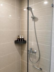 Uptown Parksuites Cozy 1BR
