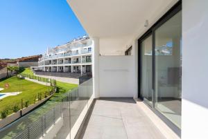 Sunset Med Hills 2BR Fuengirola