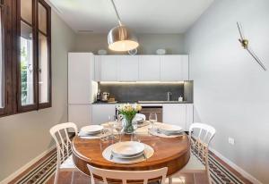 Ca delle Contesse Luxury waterfront apartment