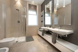 Ca delle Contesse Luxury waterfront apartment