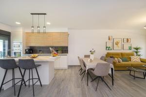 Queen Mediterranean Home