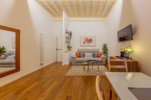 Renaissance Florence Apartment