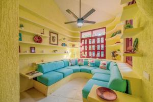 Private Hacienda with Pool, Beach, Marina, Golf