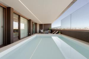 Private Heated Pool & Dom Luis Views by HostWise