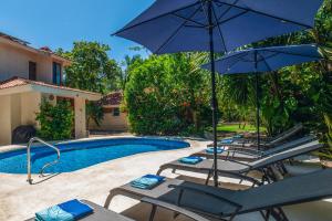 Private Hacienda with Pool, Beach, Marina, Golf