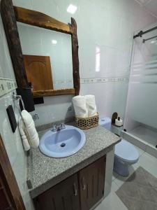 Casa Yanuncay Rustic house with parking in Cuenca