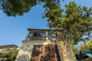 My Dalmatia - Beach Apartment Slanica with private parking