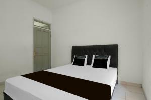 Hotel O near Jakarta International Velodrome formerly Wisma Lamida