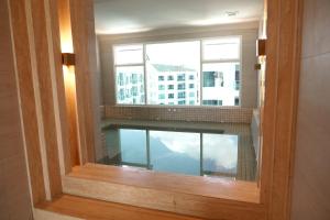 1-bedroom в Title Serenity Naiyang с видом на горы