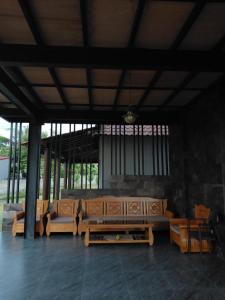 1 bed room with a beautiful view