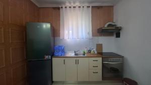 Vila Uje i Ftohte, Vlore