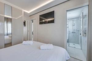 LXR Arena Suites 2-bedroom suites steps from the ocean