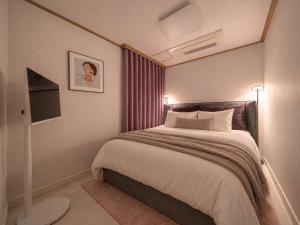 Luxury Family Penthouse with 4 Bedrooms, 2 Bathrooms and Private Gym