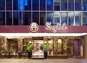 Hotel Zeybek hotel, 
Izmir, Turkey.
The photo picture quality can be
variable. We apologize if the
quality is of an unacceptable
level.