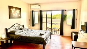 Klong Prao Beach, Spacious, with large balcony, sea view