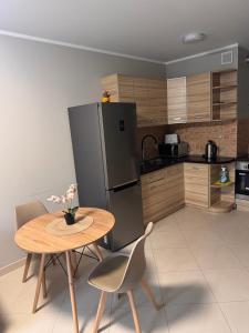 Apartament nad jeziorkiem