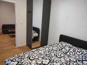 NEW APARTMENT Krakowska 29- przestronny, z widokiem i balkonem