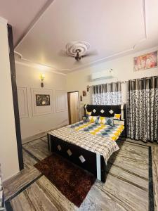 1BHK Penthouse near airport