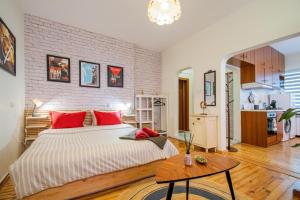 Downtown Sofia Studio by Sofia Living