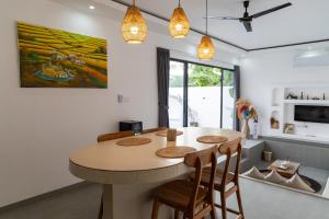 Artsya Villa - New &Modern 2BR Tropical Canggu Private Pool Villa