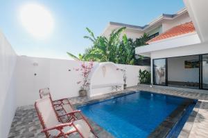 Artsya Villa - New &Modern 2BR Tropical Canggu Private Pool Villa