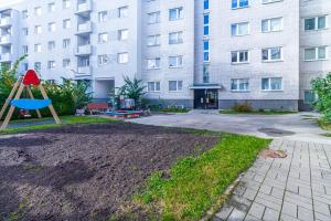 Two-bedroom apartment near Kadriorg Park & City Centre