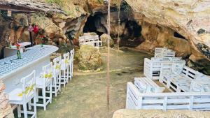 Cave Diani Villa