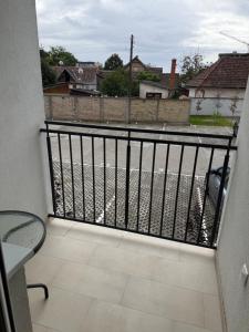 Goldie Apartment