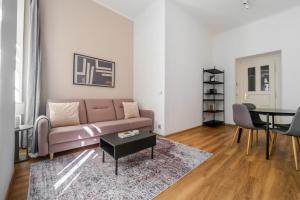 Blueground New Town view nr Vltava River PRG-125